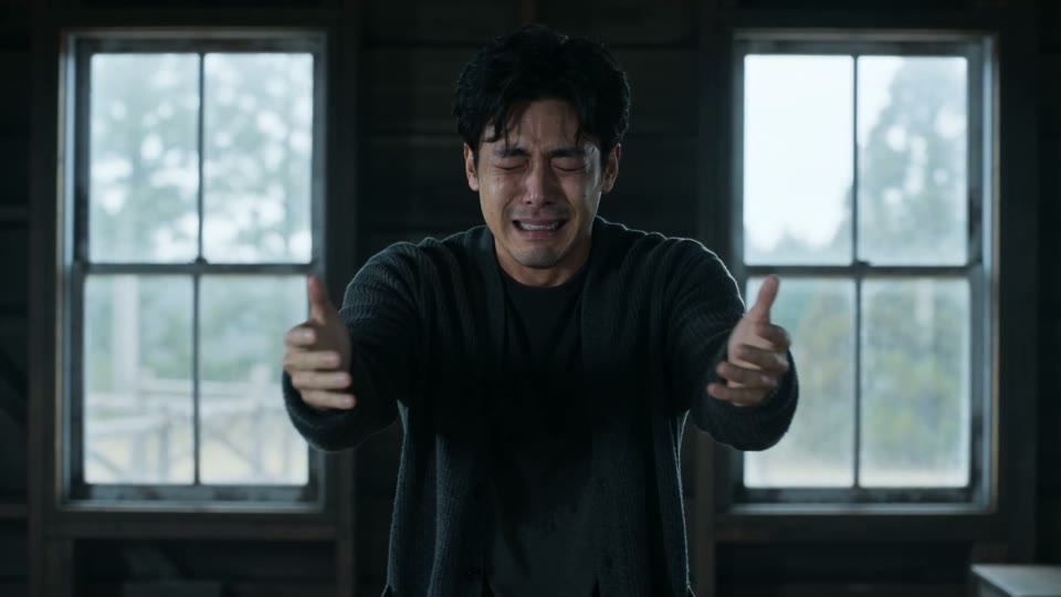 Zombie couple abandoned cabin story frame at eight seconds